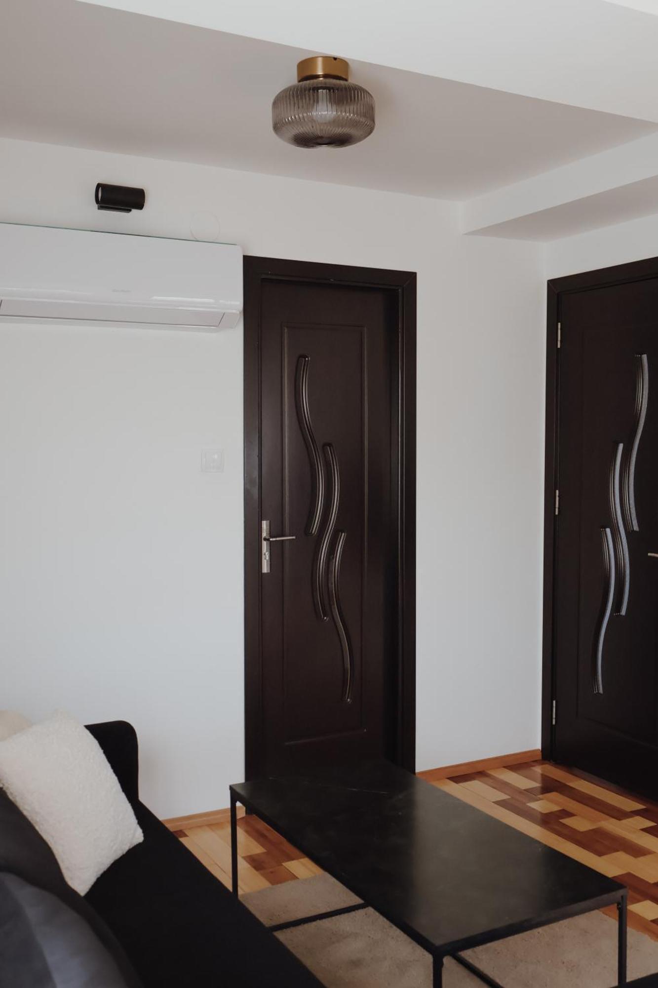 Doux Apartman Odorheiu Secuiesc Exterior foto